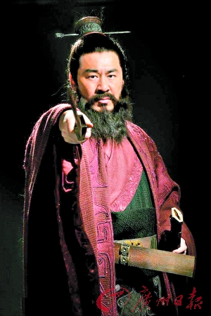 四家卫视昨同时开播，网友戏说新《三国》不如叫《曹操传》 - 三国文史