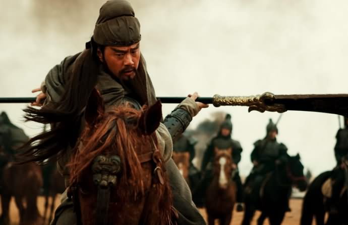 揭秘温酒斩华雄，关羽武艺到底有多强