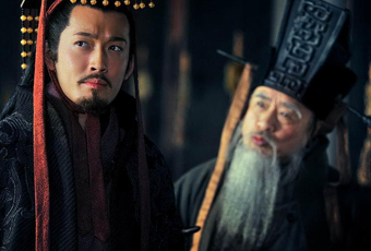 辅佐两代君主成就大业的江东重臣：张昭