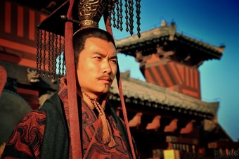 智慧与狡诈并重，多情和狭隘的化身——曹丕
